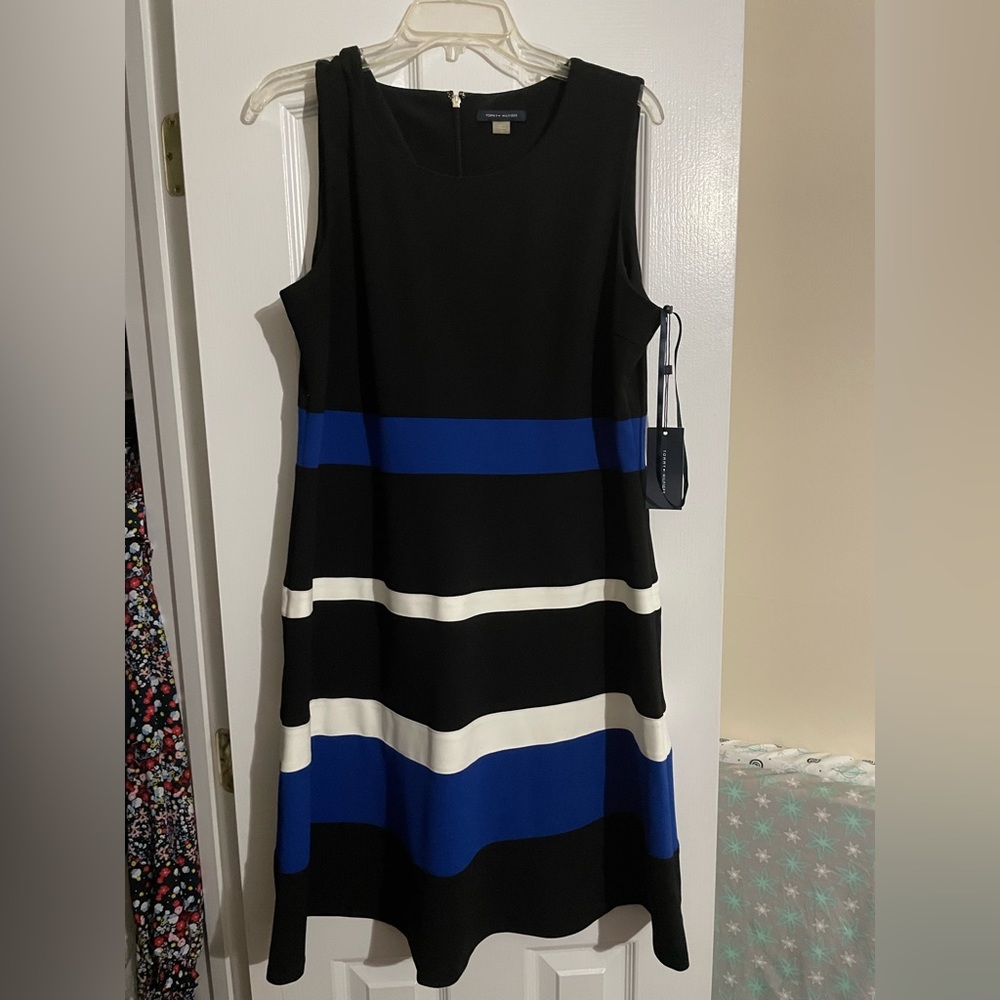 Womens Tommy Hilfiger dress. Size 16. NWT